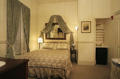 مبيت وإفطار Grand Victorian Inn