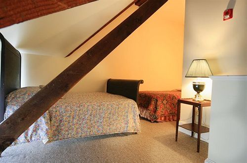 مبيت وإفطار Grand Victorian Inn