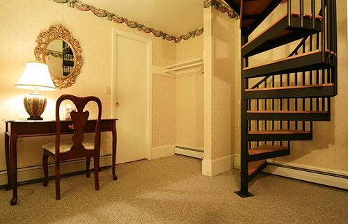 مبيت وإفطار Grand Victorian Inn