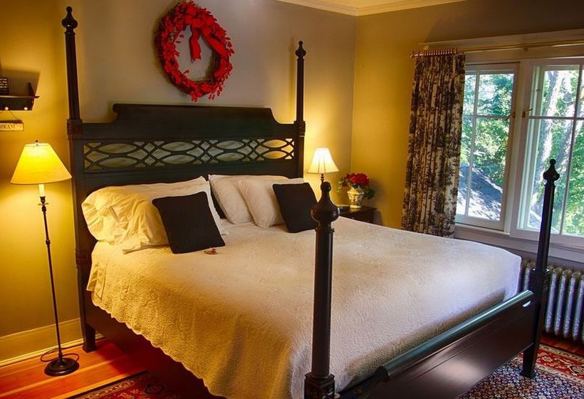 تختخواب و صبحانه The Willows