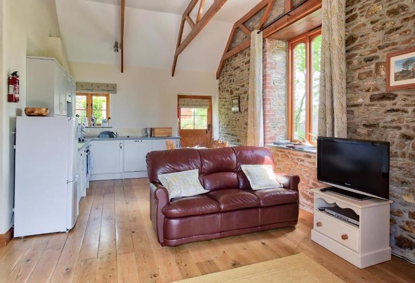 צימר Tregolls Farm Bed&Breakfast