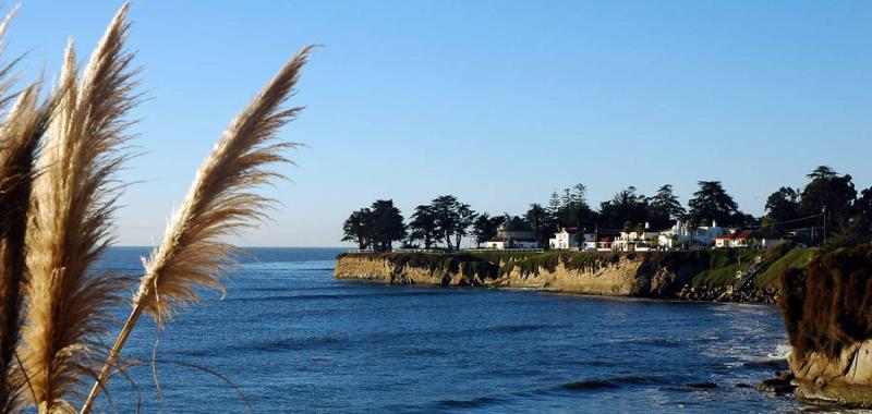 مبيت وإفطار West Cliff Inn, A Four Sisters Inn