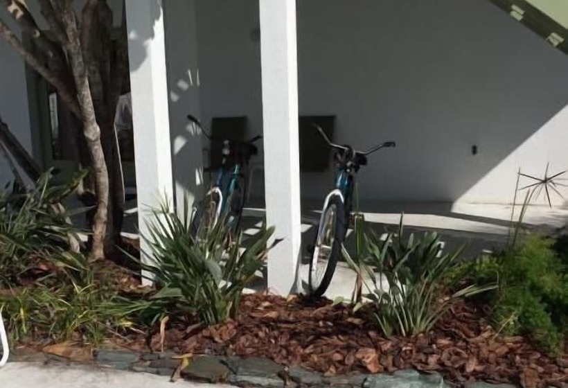 مبيت وإفطار White Orchid Inn & Spa