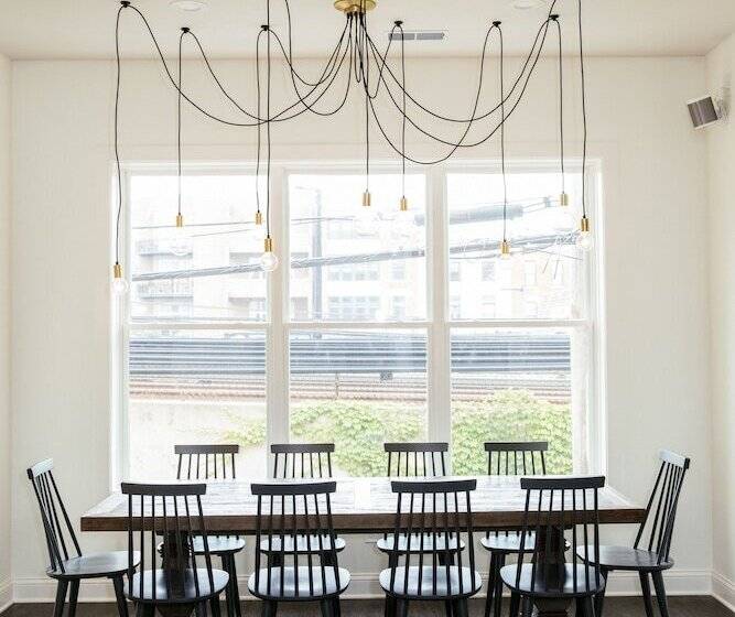 تختخواب و صبحانه Wicker Park Inn