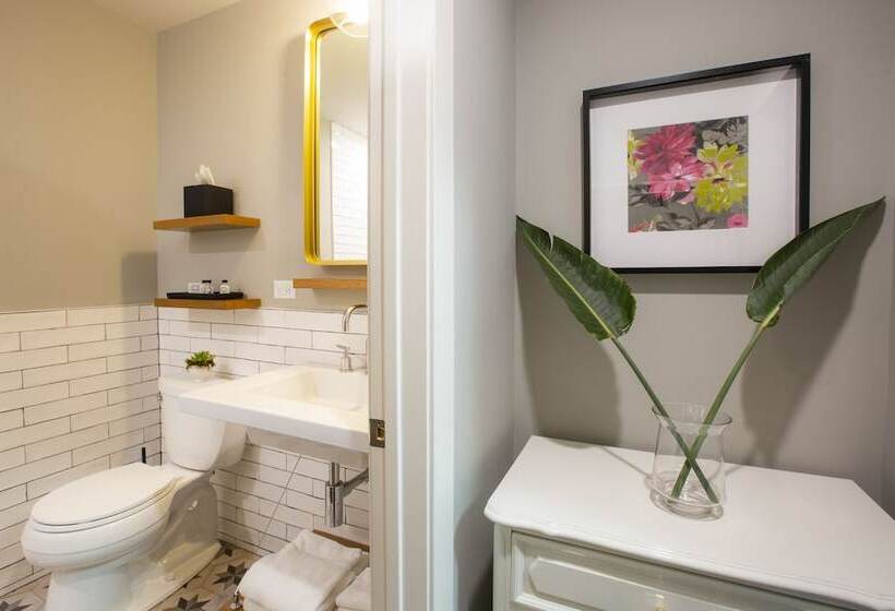 تختخواب و صبحانه Wicker Park Inn