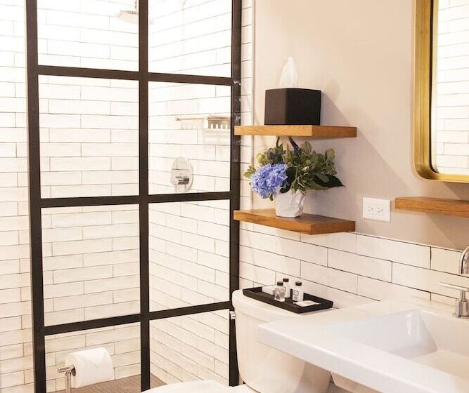 تختخواب و صبحانه Wicker Park Inn