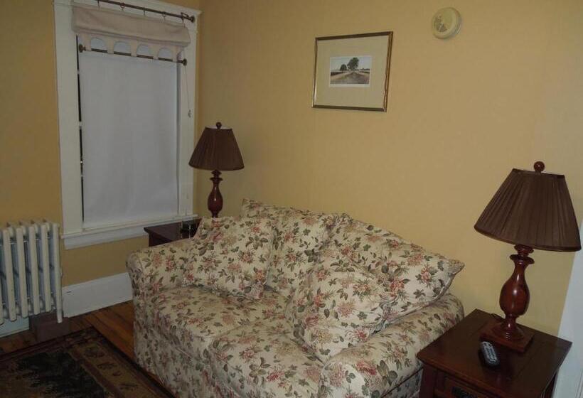 مبيت وإفطار Wildcat Inn And Tavern