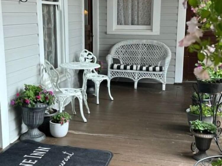 Bed and Breakfast Woodbine Inn And Restaurant