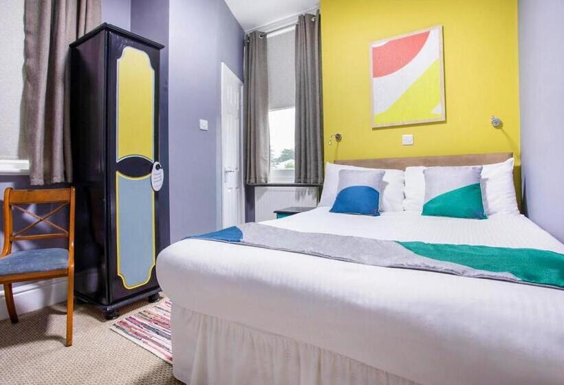 צימר Yardley Manor