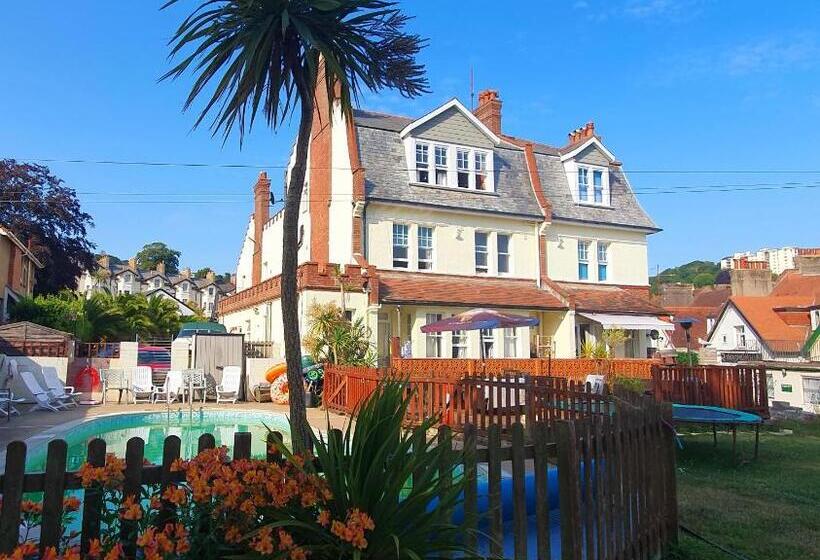 مبيت وإفطار Yardley Manor