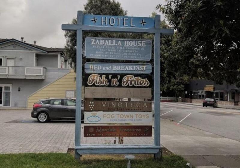 민박 Zaballa House