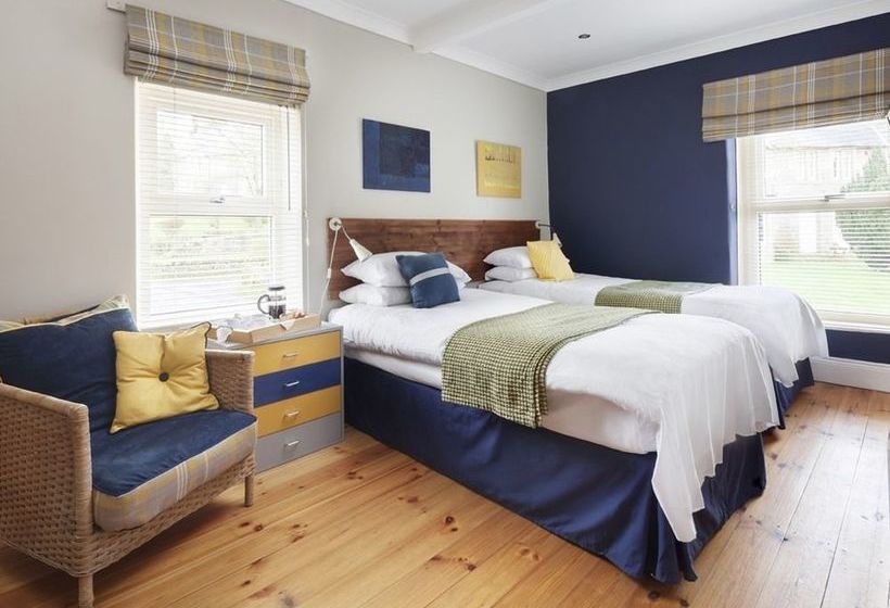 Brookside Villa - B&b