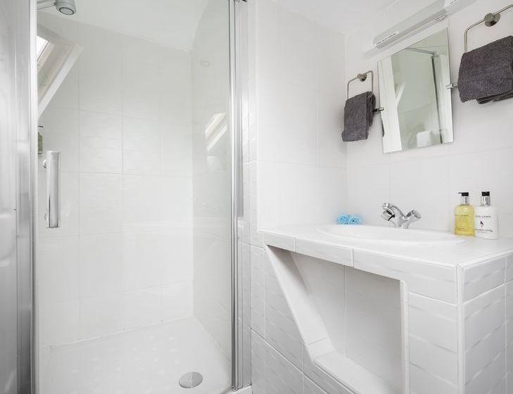 Brookside Villa - B&b