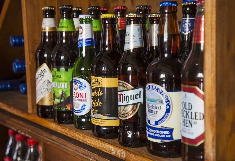 Brookside Villa - B&b