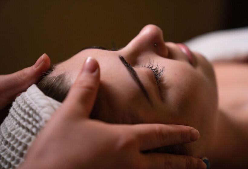 Clearwater Hotel Ltd