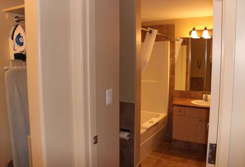 Clearwater Hotel Ltd