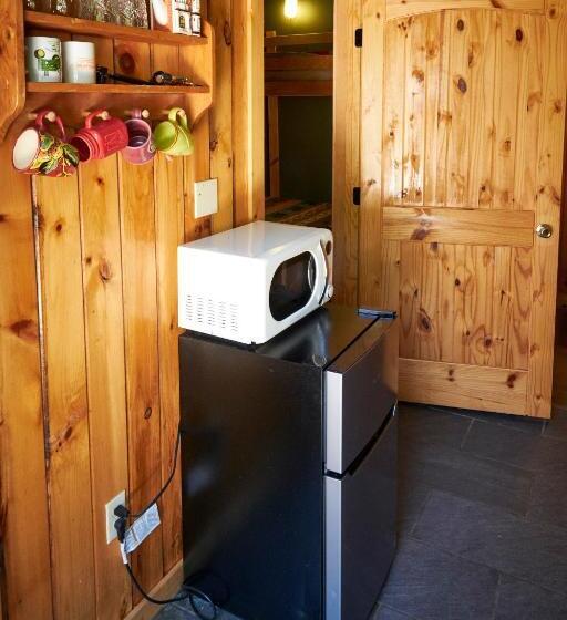 Creekwalk Inn Bed And Breakfast With Cabins