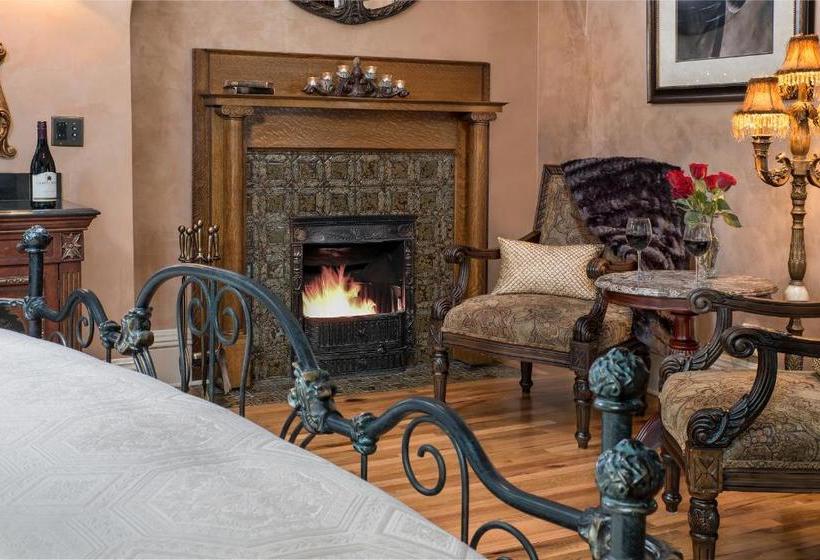 The Gibson Mansion Bed And Breakfast