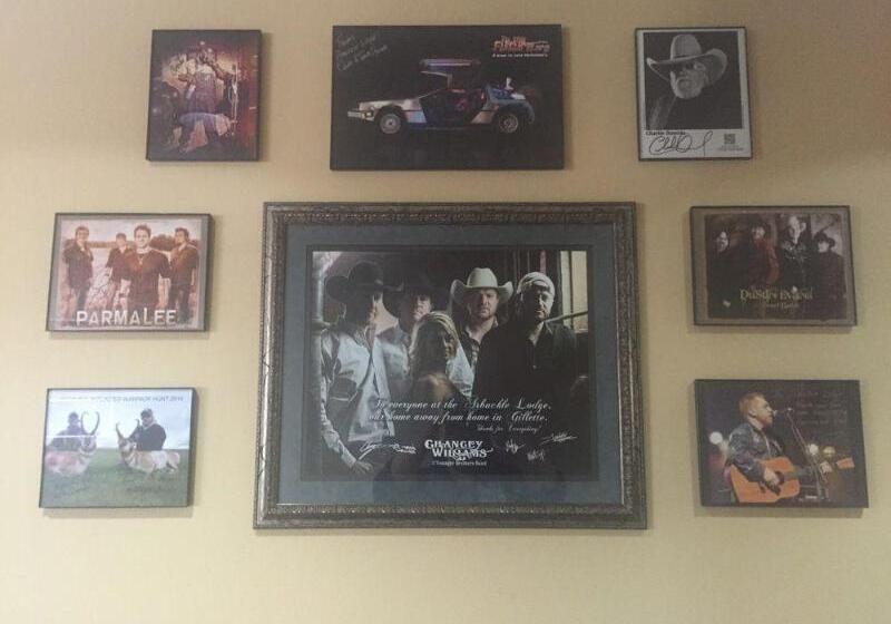 فندق Arbuckle Lodge Gillette