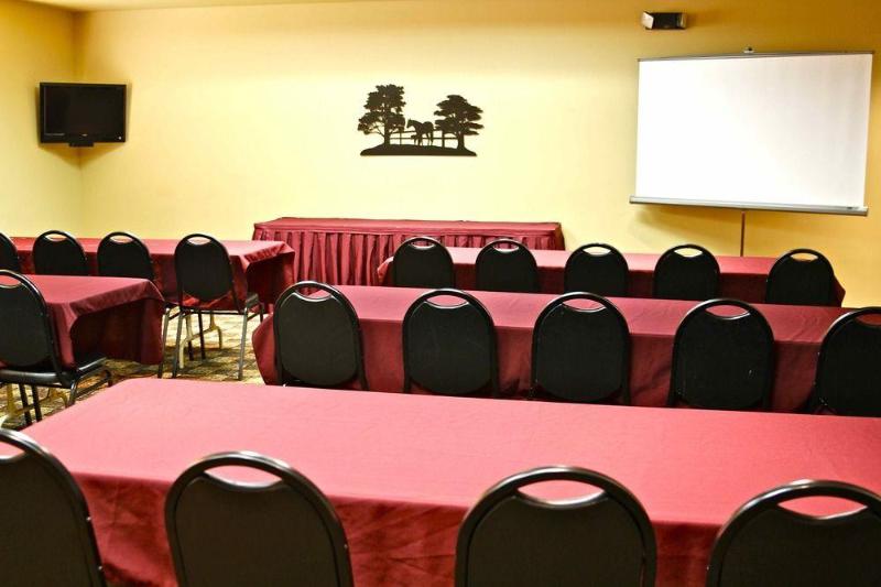 فندق Arbuckle Lodge Gillette