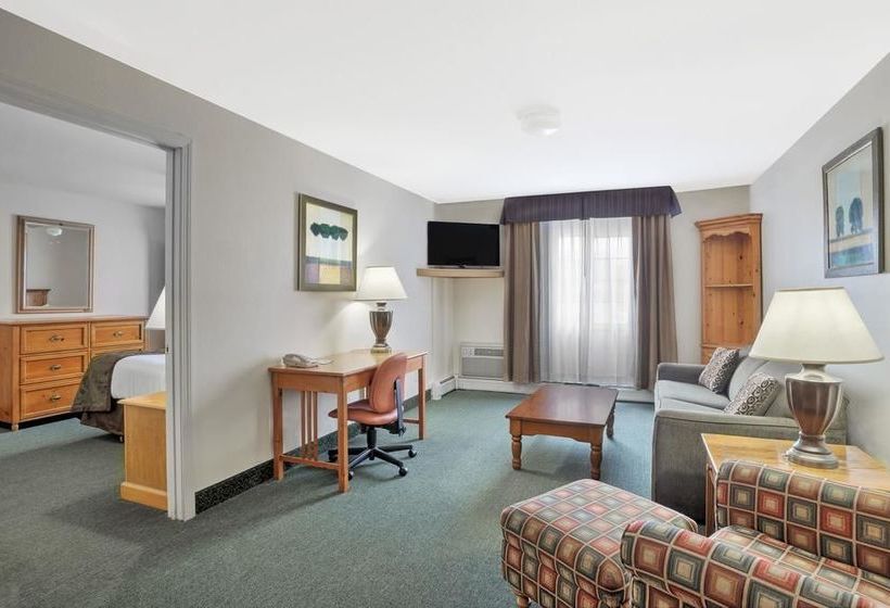 Hotel Baymont By Wyndham Essex Burlington Area