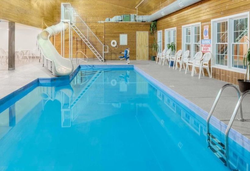 בית מלון כפרי Baymont By Wyndham Essex Burlington Area