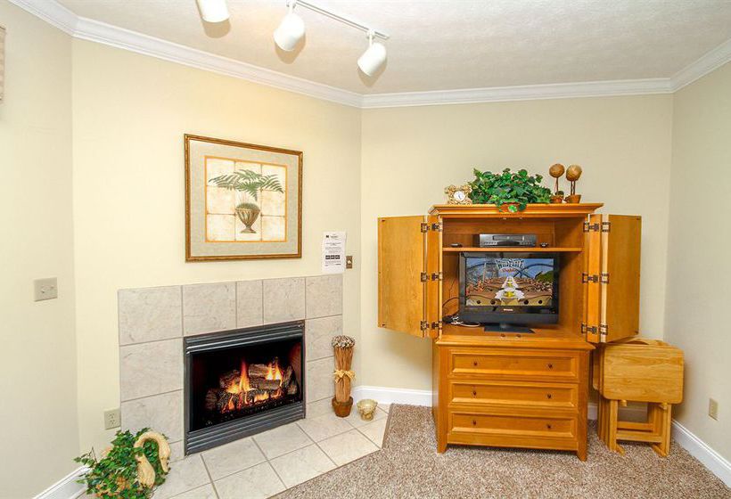 هتل Golfview Vacation Rentals at Golfview Resort