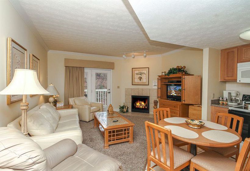 هتل Golfview Vacation Rentals at Golfview Resort