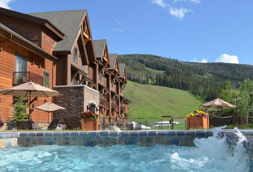 هتل Big Sky Resort Village Center