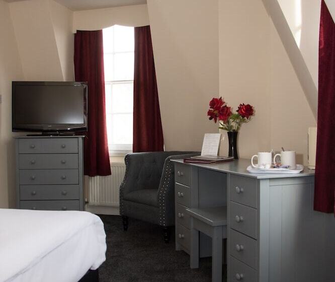 בית מלון כפרי Castle Park