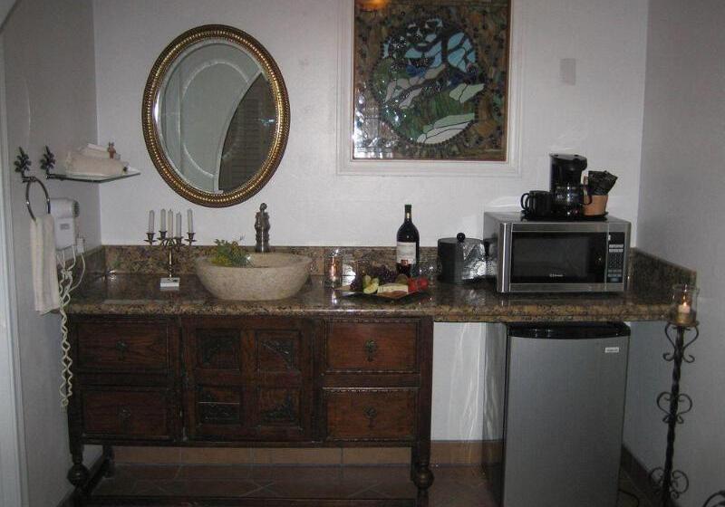 فندق Chantico Inn