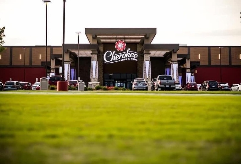 Cherokee Casino Hotel Roland