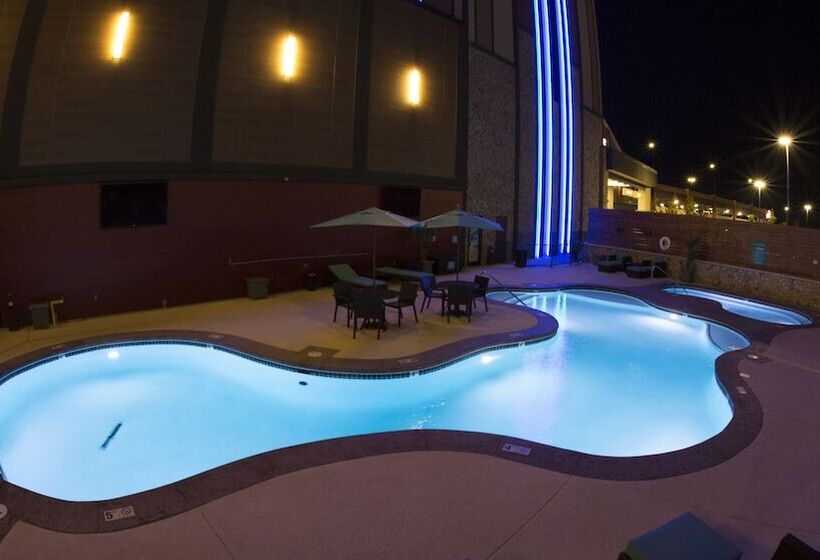 Cherokee Casino Hotel Roland