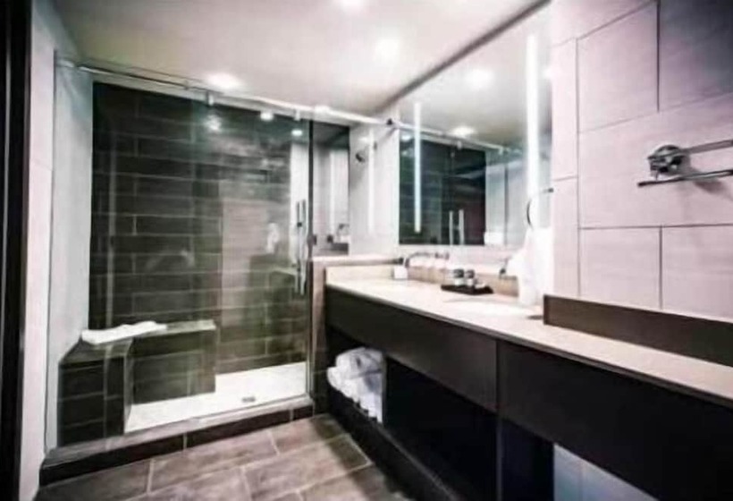 Cherokee Casino Hotel Roland