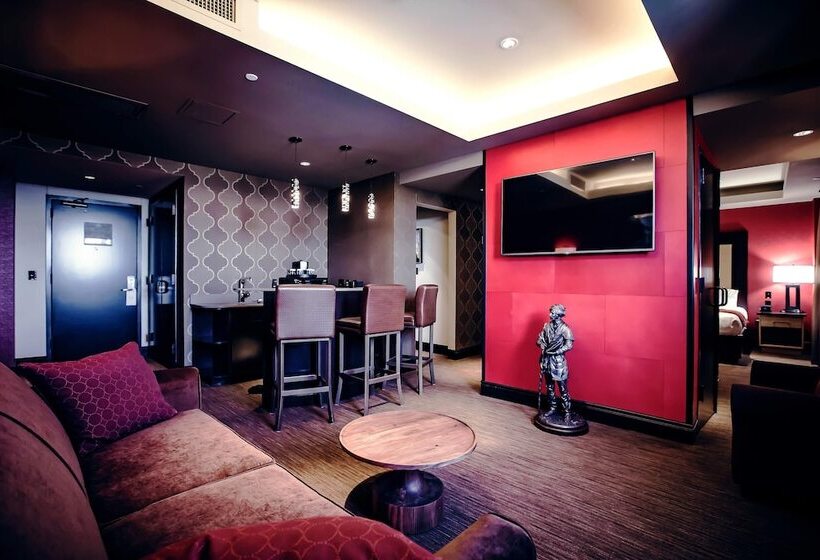 Cherokee Casino Hotel Roland