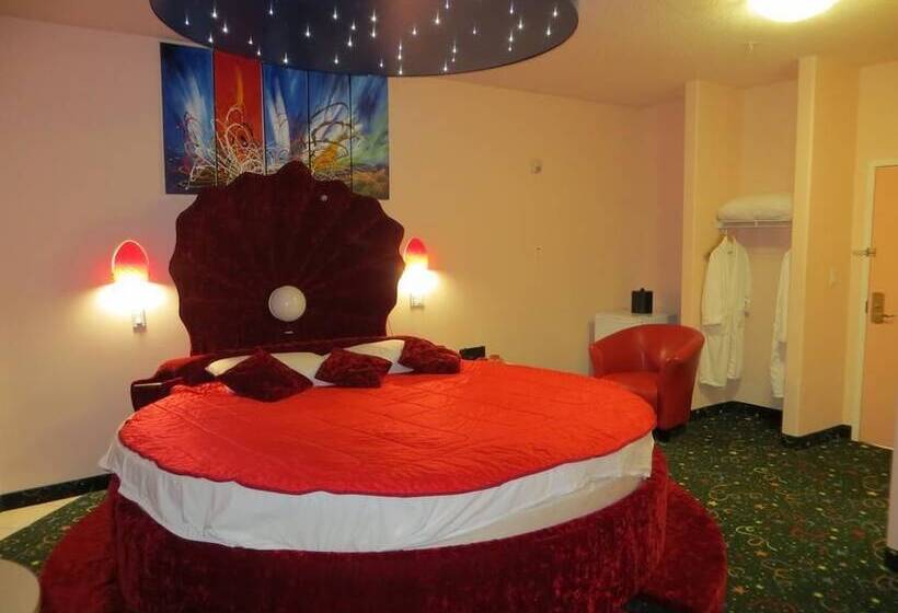هتل Crystal Star Inn Edmonton Airport With Free Shuttle To And From Airport