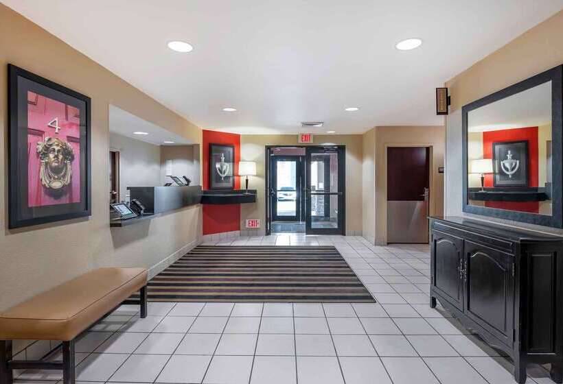 Отель Extended Stay America Suites Champaign Urbana