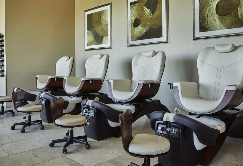 هتل Four Seasons  St Louis