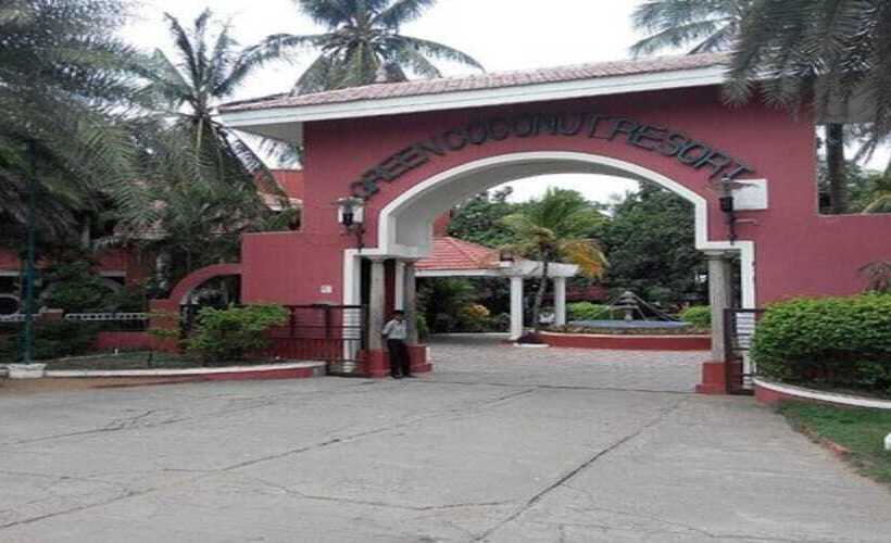 호텔 Green Coconut Resort