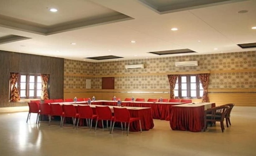 호텔 Green Coconut Resort