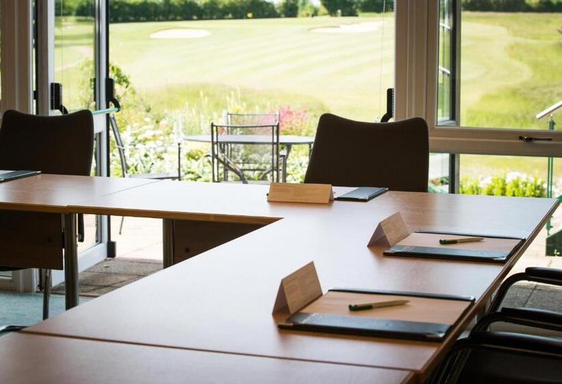 ホテル Greetham Valley