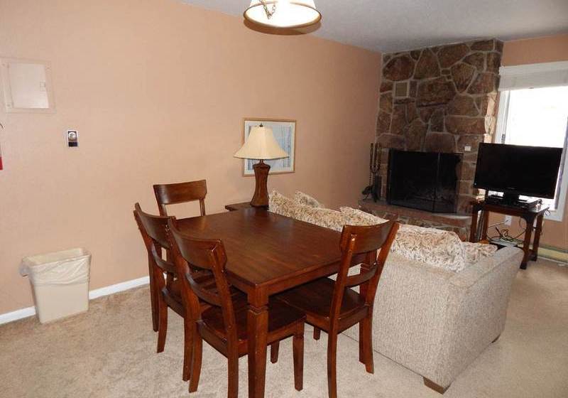 ホテル Hideaway Village