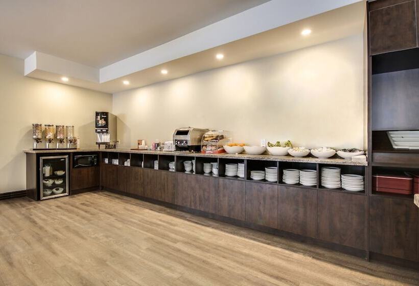 호텔 Hôtel Marineau Shawinigan