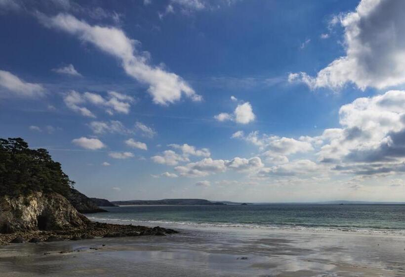 호텔 Hôtel Morgat Le Grand Hôtel De La Mer