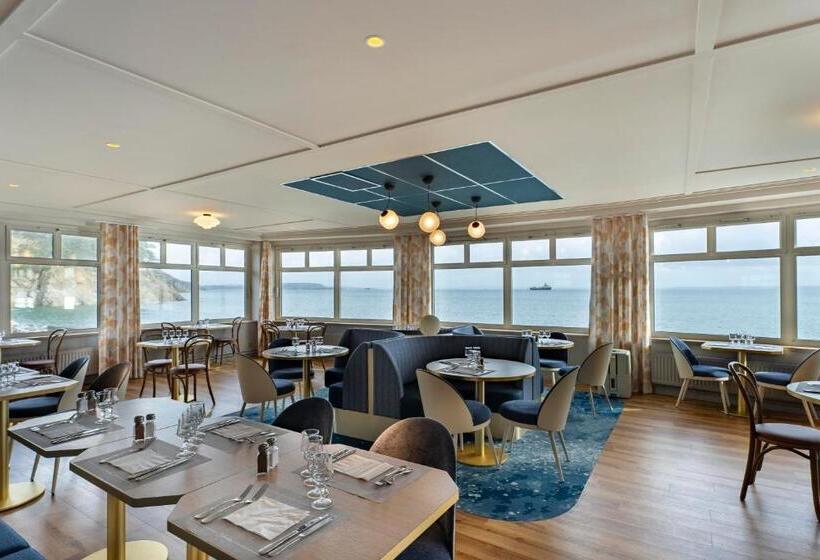 호텔 Hôtel Morgat Le Grand Hôtel De La Mer