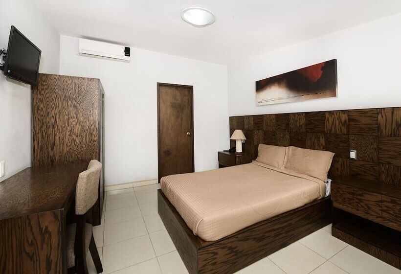 בית מלון כפרי Jm Ejecutivo Celaya,centro Histórico