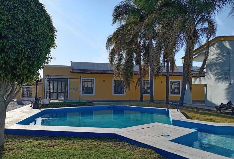 בית מלון כפרי Jm Ejecutivo Celaya,centro Histórico