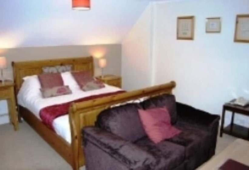 Отель The Kings Arms Inn