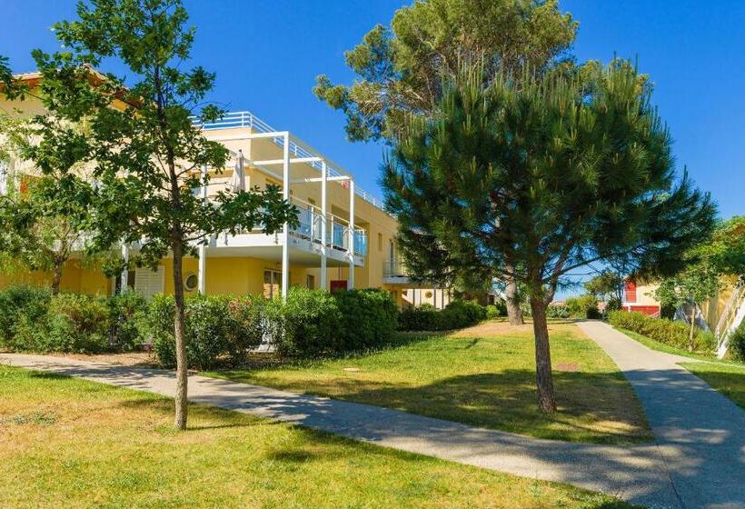 Отель Lagrange Vacances Les Terrasses Des Embiez