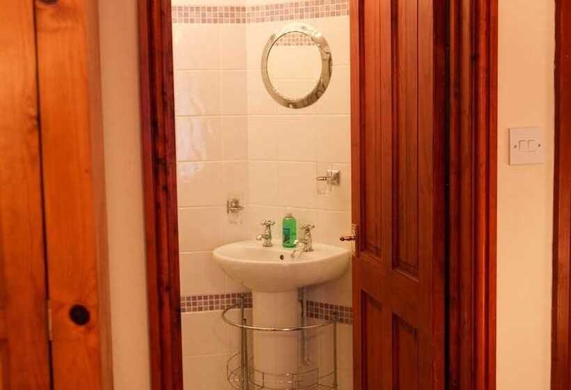 בית מלון כפרי Lower Thornton Farm